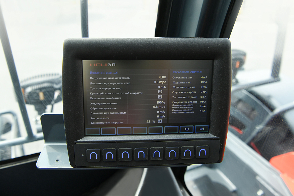 Телескопический погрузчик Heli 35THCJ17-CUS/L (35H130-170S-С3) на Кавказе